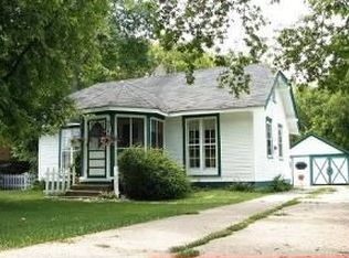 9044 26th Ave, Kenosha, WI 53143