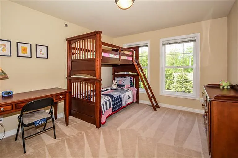 3334 Endsleigh Ln — Photo 9