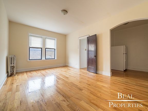 2nd image of 4851 N Damen Ave APT 209