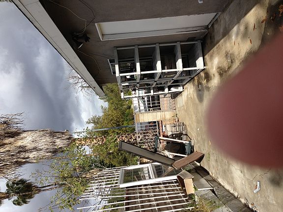 5th image of 5565 Winnetka Ave