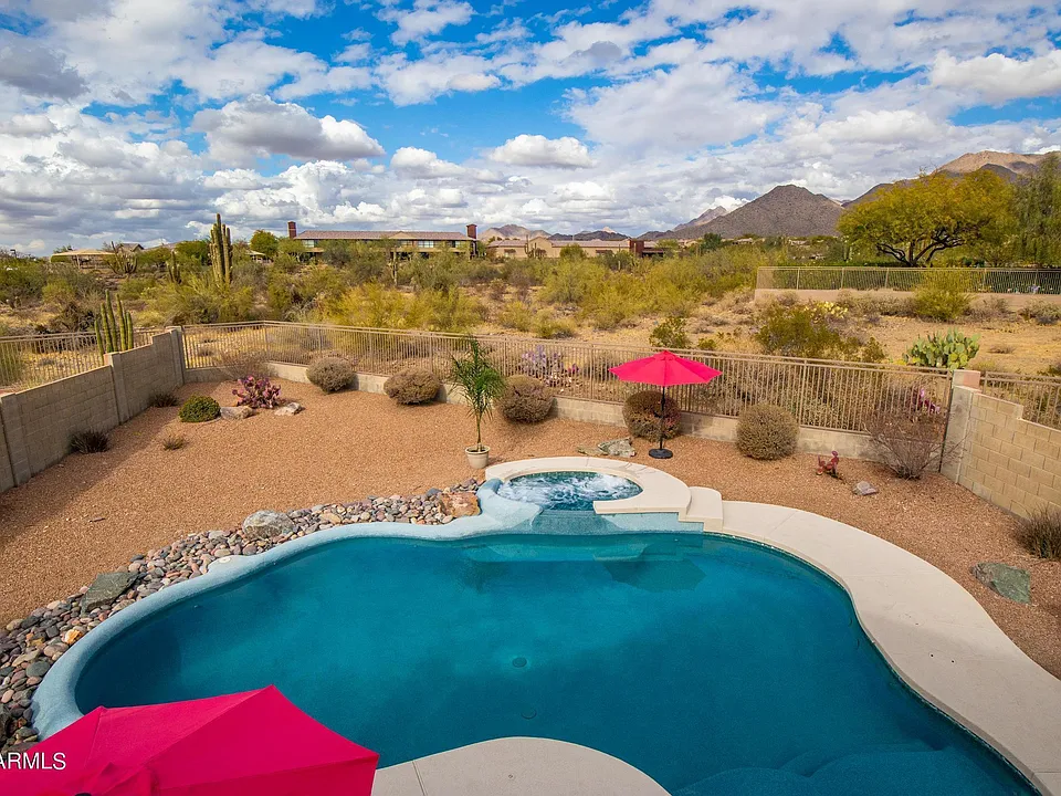 10458 E Karen Dr