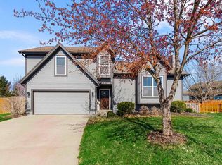 18970 W 159th Ter, Olathe, KS 66062