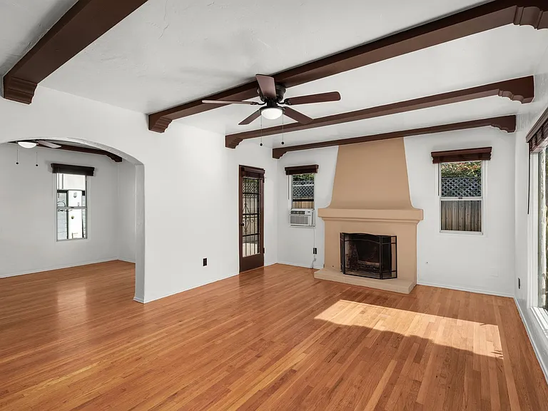 4715 Soria Dr — Photo 7