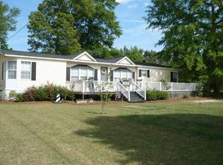 1129 Landing Rd, Manning, SC 29102