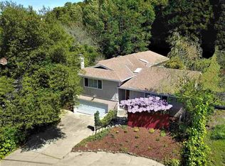 3 Lucille Way, Orinda, CA 94563