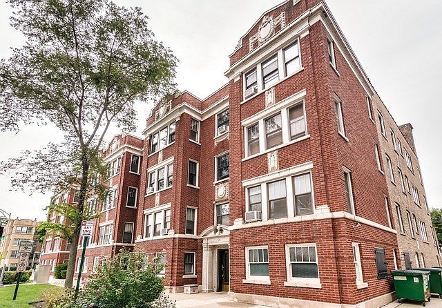 1st image of 406 S Lombard Ave APT 3