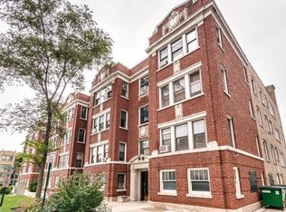 406 S Lombard Ave APT 3, Oak Park, IL 60302