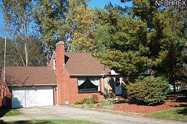 1st image of 21450 Hilliard Blvd