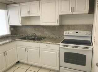 9760 SW 184th St APT 6A, Cutler Bay, FL 33157