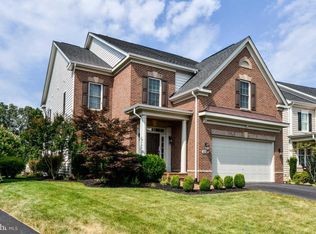42397 Moreland Point Ct, Ashburn, VA 20148
