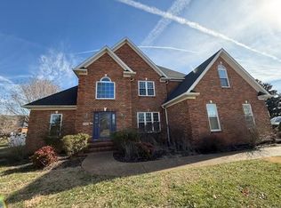 450 Neal Howell Rd, Bowling Green, KY 42104