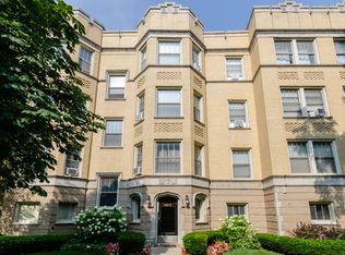 407 S East Ave APT 2, Oak Park, IL 60302