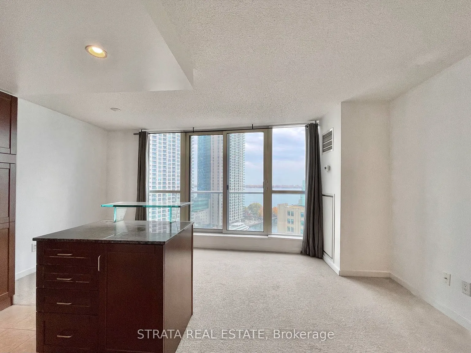 1 bed, $2,600 — Photo 2