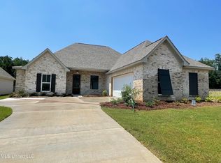 209 Wethersfield Dr, Florence, MS 39073