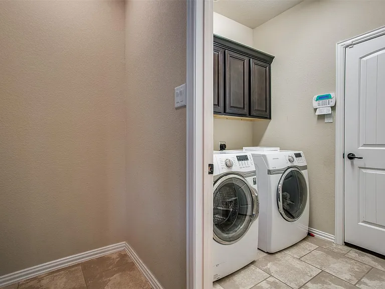 4810 Addison Forest Trl — Photo 31
