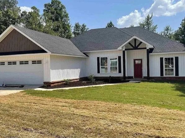 2096 Creekwood Cir