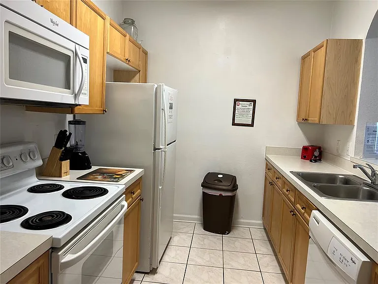 8100 Princess Palm Ln #203 — Photo 10