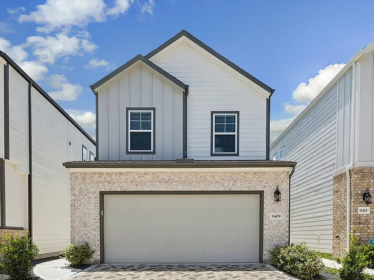 8409 Arden Valley Ln — Photo 6