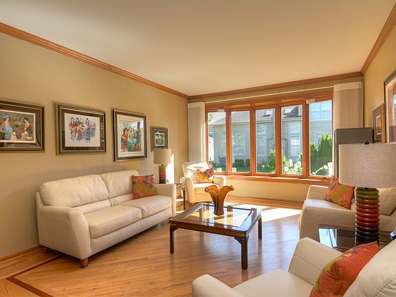 5th image of 311 Parkway Ave
