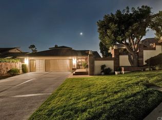 5509 E Crest De Ville Ave, Orange, CA 92867
