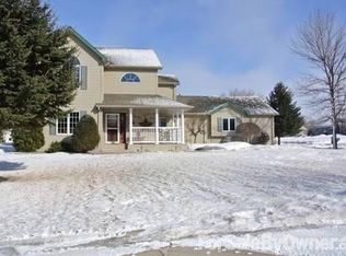 1029 5th Ave SE, East Grand Forks, MN 56721