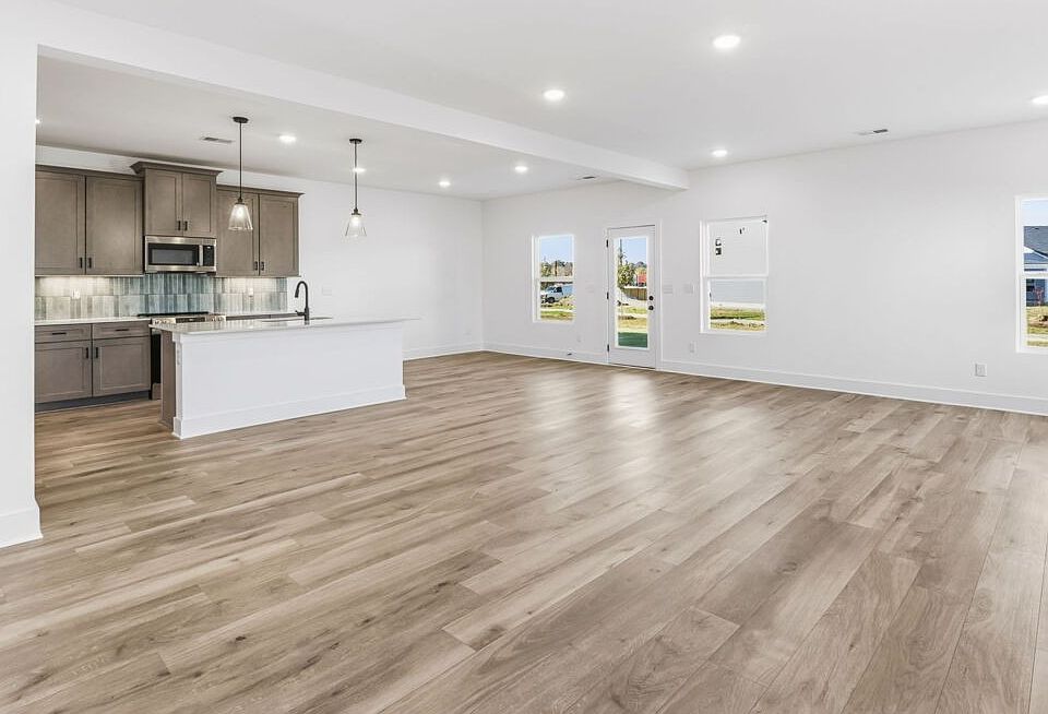 1st image of 909 Watercourse Ct Lot 27