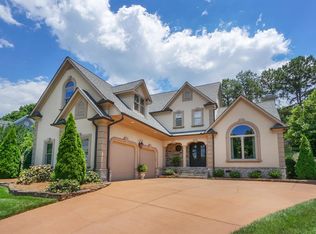 16300 Barcica Ln, Cornelius, NC 28031
