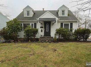60 Sheridan Ave, Waldwick, NJ 07463