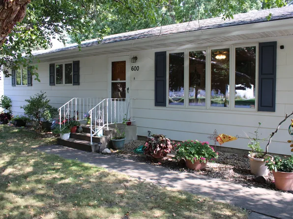 600 S Anderson St, Mitchell, SD 57301