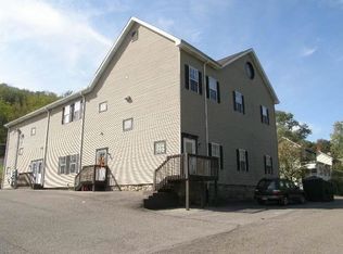 33 Allegheny Ave APT 2, Cuddy, PA 15031