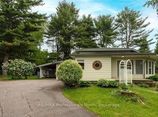 258 Hunters Bay Dr, Huntsville, ON P1H1N2