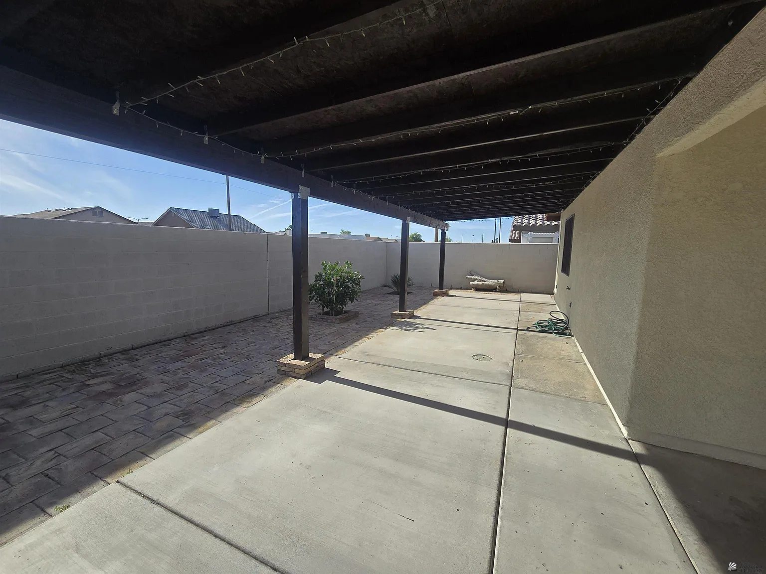 3 bed, 2.0 bath, 1277 sqft, $1,650 — Photo 3