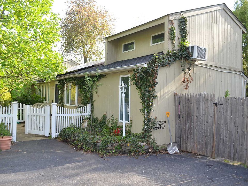 1st image of 155 Smithtown Polk Blvd