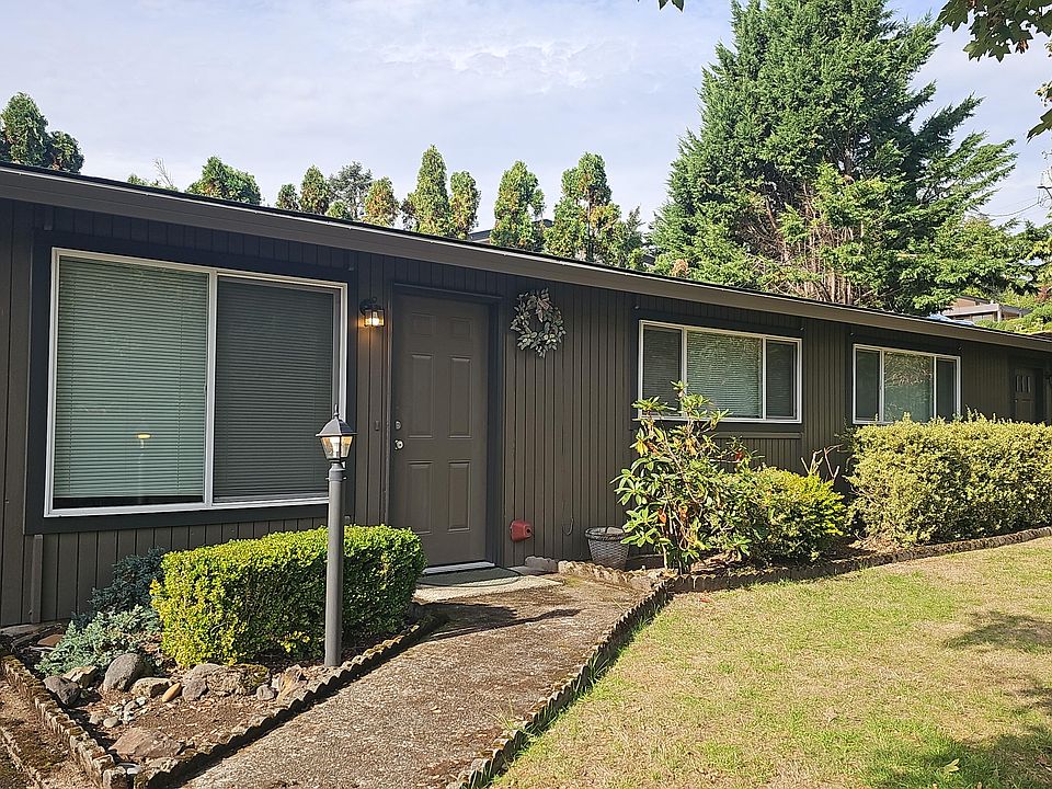 1st image of 8414 SE Meadow Ln