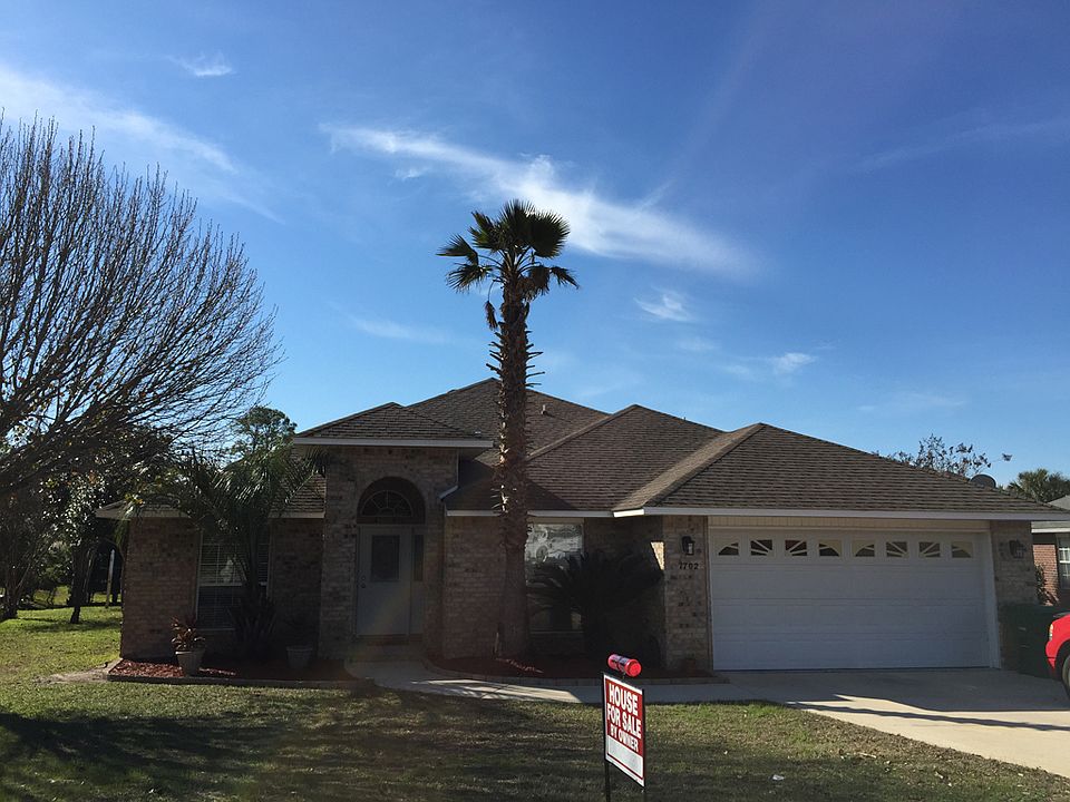 1702 Turkey Oak Dr