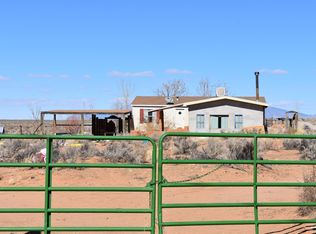 8 Angels Way, Los Lunas, NM 87031