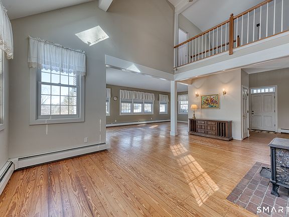 5th image of 143 Caulfield Road