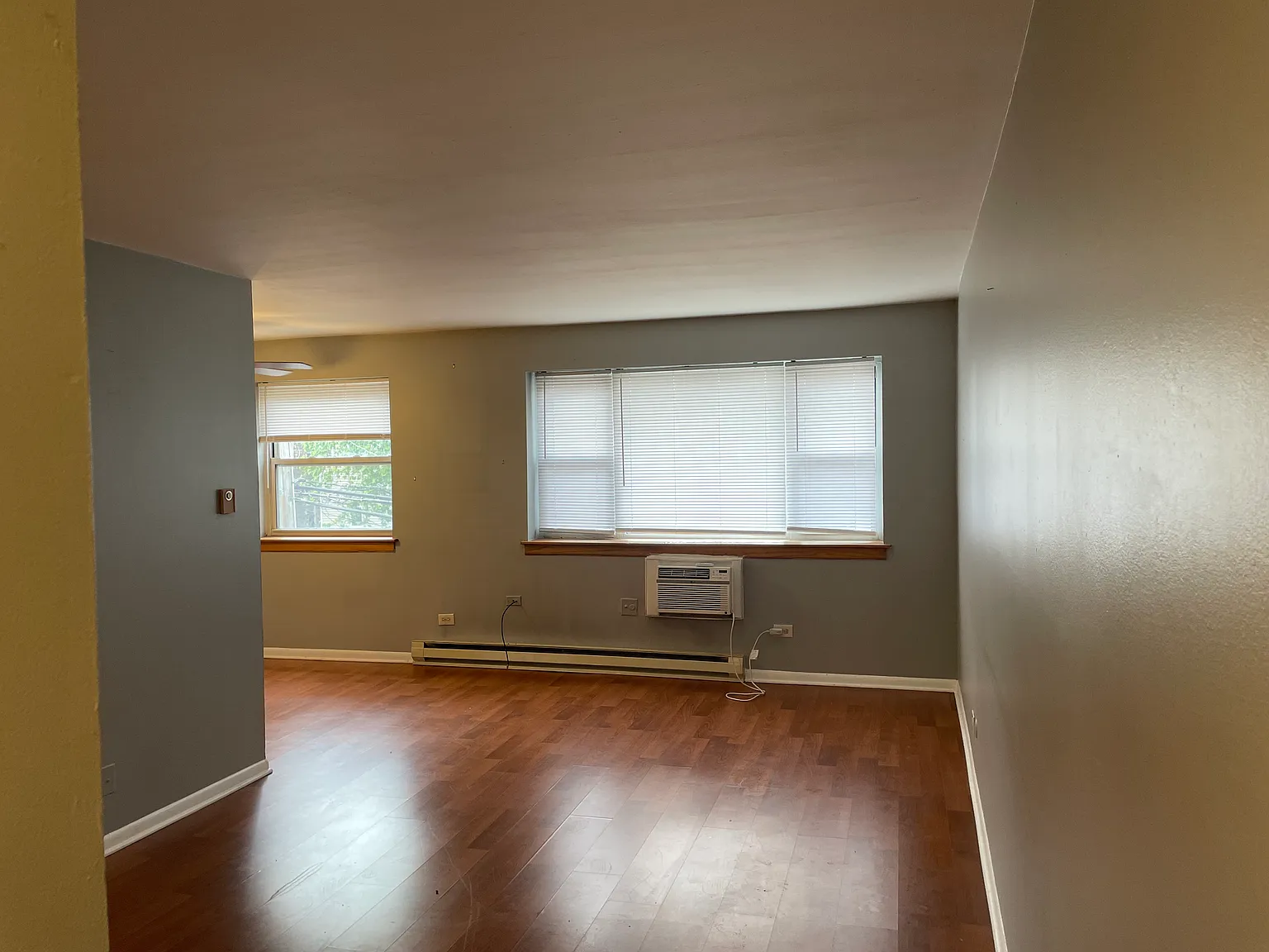 1 bed, 700 sqft, $1,600 — Photo 4