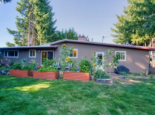 1435 Tucker Rd, Hood River, OR 97031