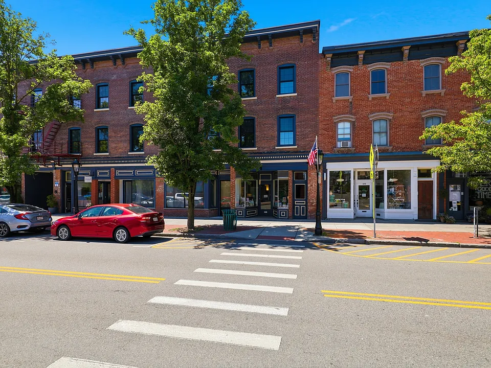 197-199 E Main St #2