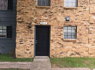 4043 Country Club Dr W, Irving, TX 75038