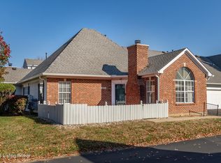 8116 Meadowgreen Pl, Louisville, KY