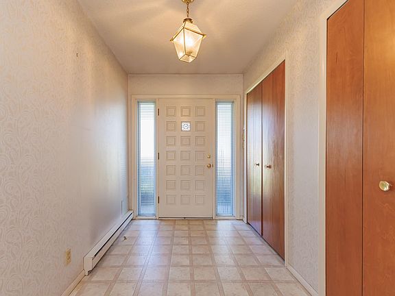 3rd image of 3105 W Riggin Rd