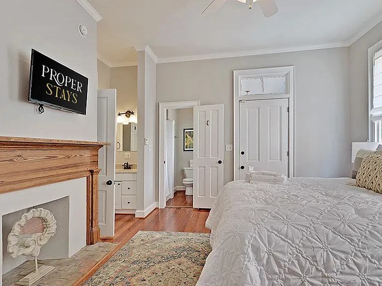 236 Rutledge Ave — Photo 16