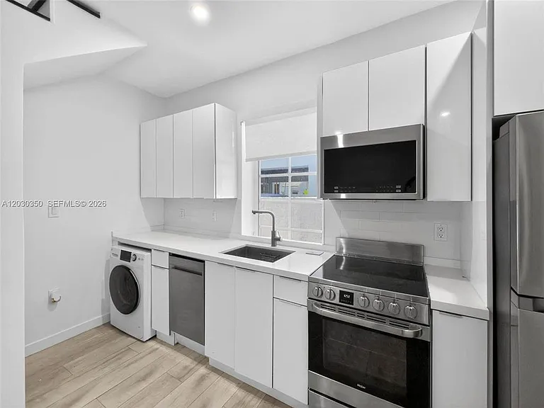 1610 Euclid Ave #A-107 — Photo 7