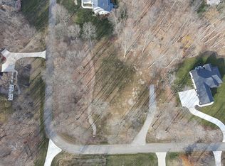 9583 Woodridge Cir, Fredericktown, OH 43019