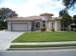 39215 Treeline Dr, Lady Lake, FL 32159