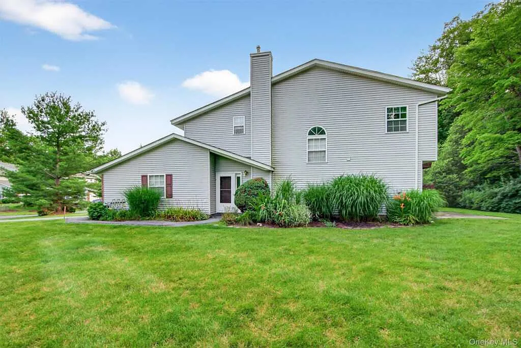 226 Eagleton Drive, Monroe, NY 10950 — Photo 3