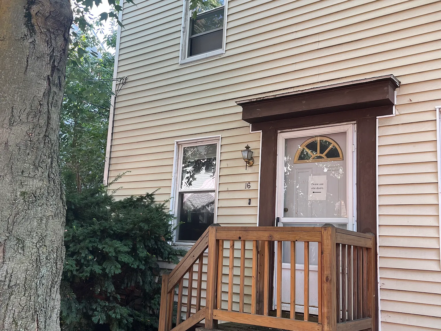 4 bed, 1046 sqft, $4,400 — Photo 4