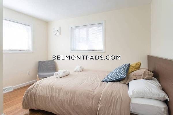1st image of 37 Oxford Cir #1